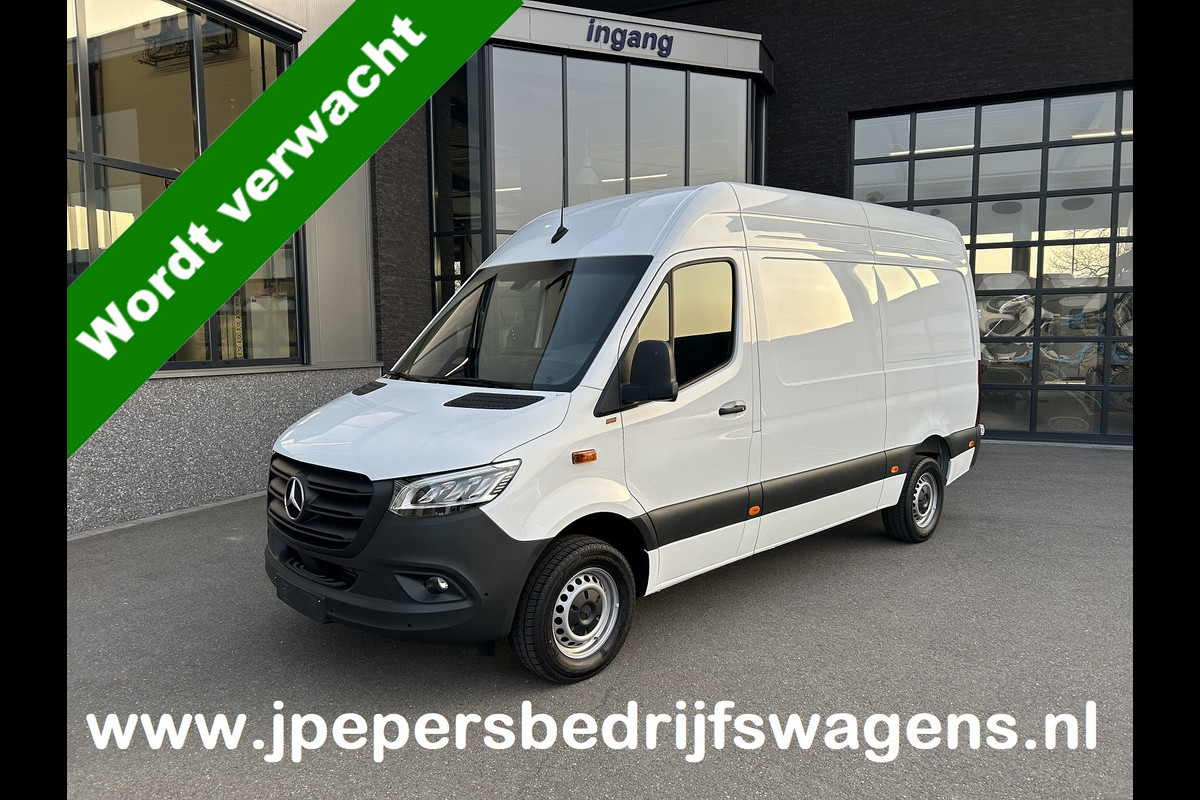 Mercedes-Benz Sprinter 317 CDI L2 H2 Pro LED / MBUX / Navigatie / Camera / Parkeersensoren / Cruise control / Airco / 270 Graden achterdeuren
