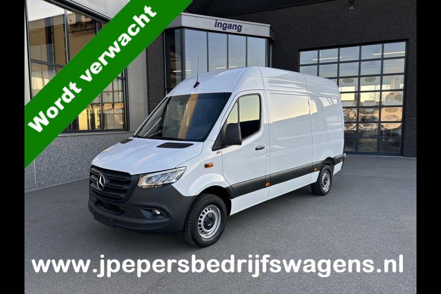 Mercedes-Benz Sprinter 317 CDI L2 H2 Pro LED / MBUX / Navigatie / Camera / Parkeersensoren / Cruise control / Airco / 270 Graden achterdeuren