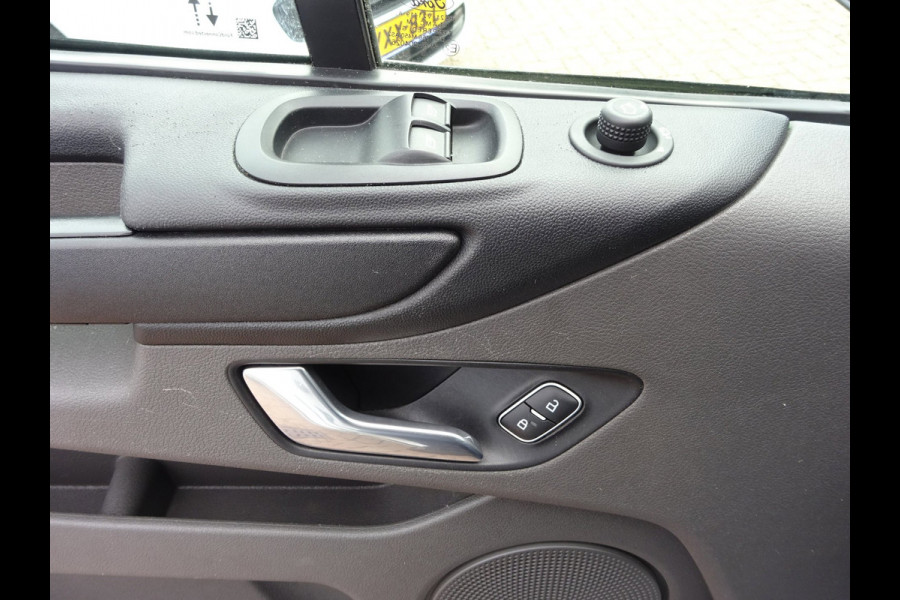 Ford Transit Custom 300 2.0 TDCI L2H1 Limited AIRCO CRUISE CONTROL 3 ZITPLAATSEN