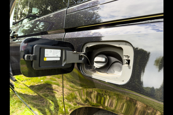 Volkswagen California Coast 1.5 eHybrid 4motion | Kanteldak | Carplay | Full option | Soh (batterijcheck) Waarde 100 %