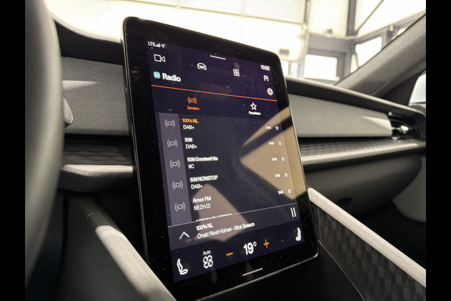 Polestar 2 Long Range Single Motor 78 kWh | Keyless | 360° cam | Carplay | Soh (batterijcheck) Waarde 94,1 %