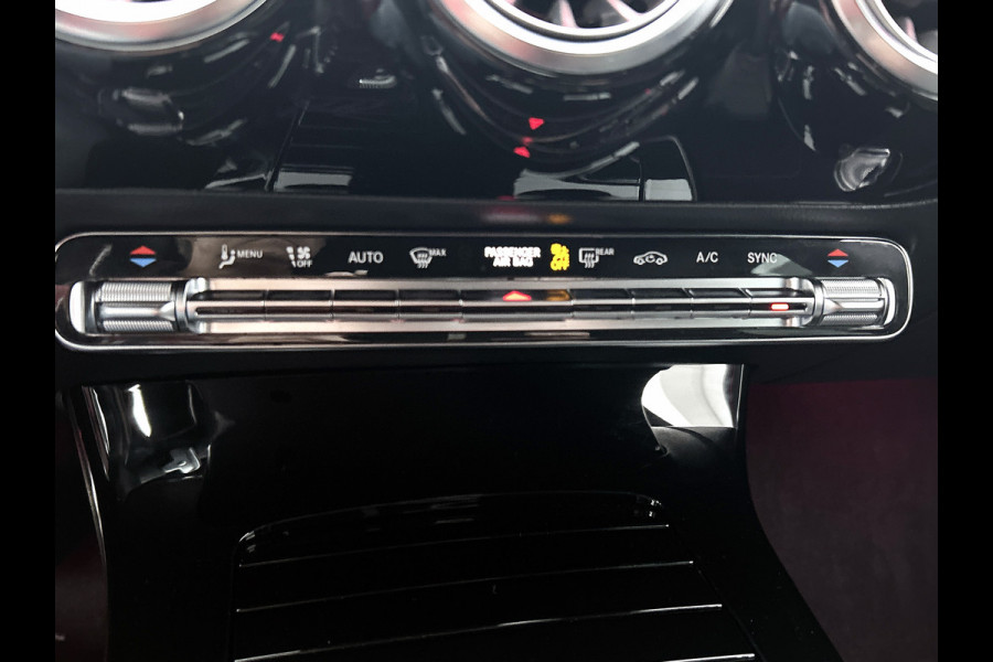 Mercedes-Benz CLA-Klasse Shooting Brake 200 Business Solution AMG AMG line | Night Pakket | Ledkoplampen | Sfeerverlichting | Stoelverwarming. Inclusief 24 maanden Mercedes-Benz Certified garantie voor Europa.