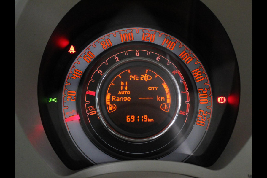 Fiat 500C 1.2 Lounge Automaat Cruise Control Parkeersensoren Achter Climate Control Elektrische Ramen Lichtmetalen velgen Display