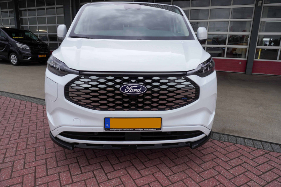 Ford E-Transit Cust. 320L L2H1 Limited 65 kWh 160KW/218PK Automaat met POWERPACK Nr. V029 | Airco | Cruise | Apple CP| 20"LM velgen | Trekhaak | Spoilers DEMO