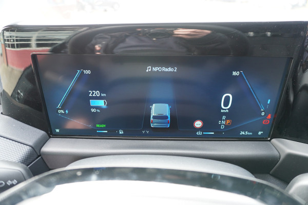 Ford E-Transit Cust. 320L L2H1 Limited 65 kWh 160KW/218PK Automaat met POWERPACK Nr. V029 | Airco | Cruise | Apple CP| 20"LM velgen | Trekhaak | Spoilers DEMO