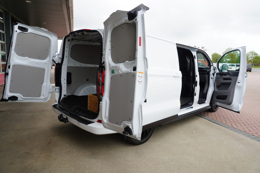 Ford E-Transit Cust. 320L L2H1 Limited 65 kWh 160KW/218PK Automaat met POWERPACK Nr. V029 | Airco | Cruise | Apple CP| 20"LM velgen | Trekhaak | Spoilers DEMO