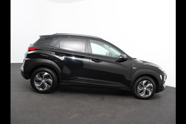 Hyundai Kona 1.6 GDI HEV Comfort Smart Automaat Climate control Cruise control Stoelverwarming Stuurverwarming Camera Parkeersensoren Lichtmetalen velgen Apple Carplay/ Android Auto