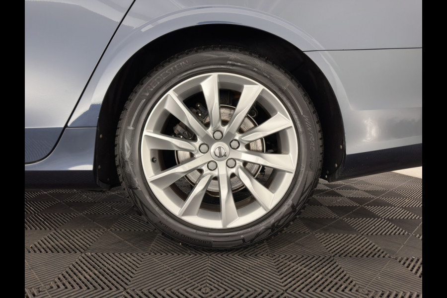 Volvo S90 2.0 D4 Momentum Aut. *PANO | LEATHER | FULL-LED | TOPVIEW | BLINDSPOT | HEATED-SPORTSEATS | DIGI-COCKPIT | NAVI-FULLMAP | ECC | HEAD-UP | ADAPTIVE-CRUISE | PDC | APP.CONNECT | 18''ALU*