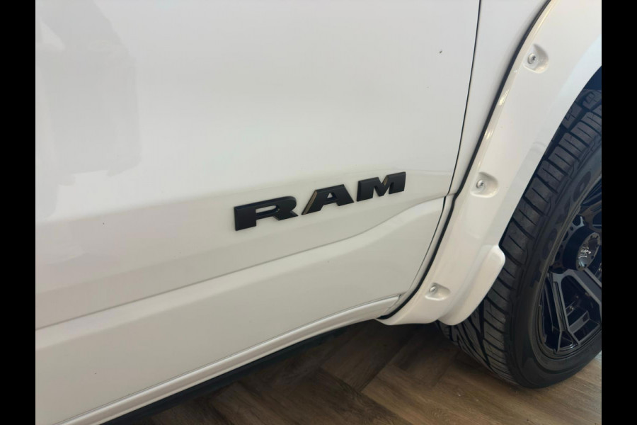 Dodge Ram 1500 5.7 V8 4x4 Crew Cab Limited|1e EIGENAAR|PANO|VOL OPTIES!
