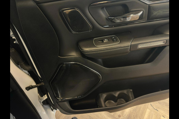 Dodge Ram 1500 5.7 V8 4x4 Crew Cab Limited|1e EIGENAAR|PANO|VOL OPTIES!