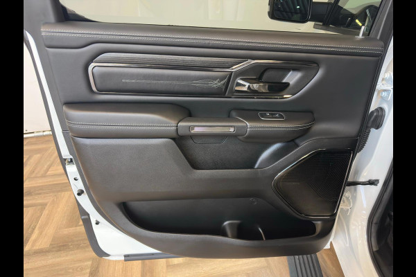 Dodge Ram 1500 5.7 V8 4x4 Crew Cab Limited|1e EIGENAAR|PANO|VOL OPTIES!