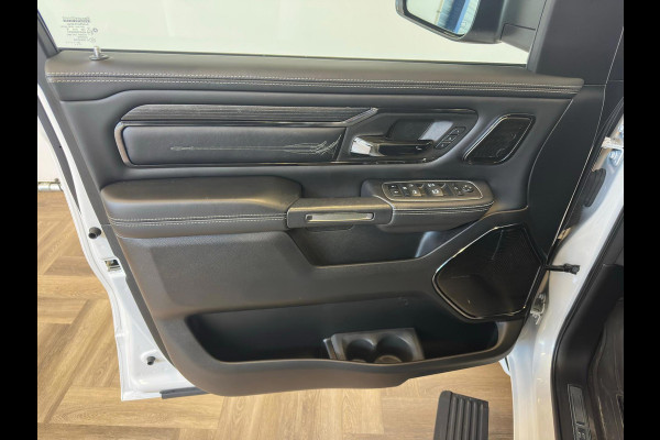 Dodge Ram 1500 5.7 V8 4x4 Crew Cab Limited|1e EIGENAAR|PANO|VOL OPTIES!
