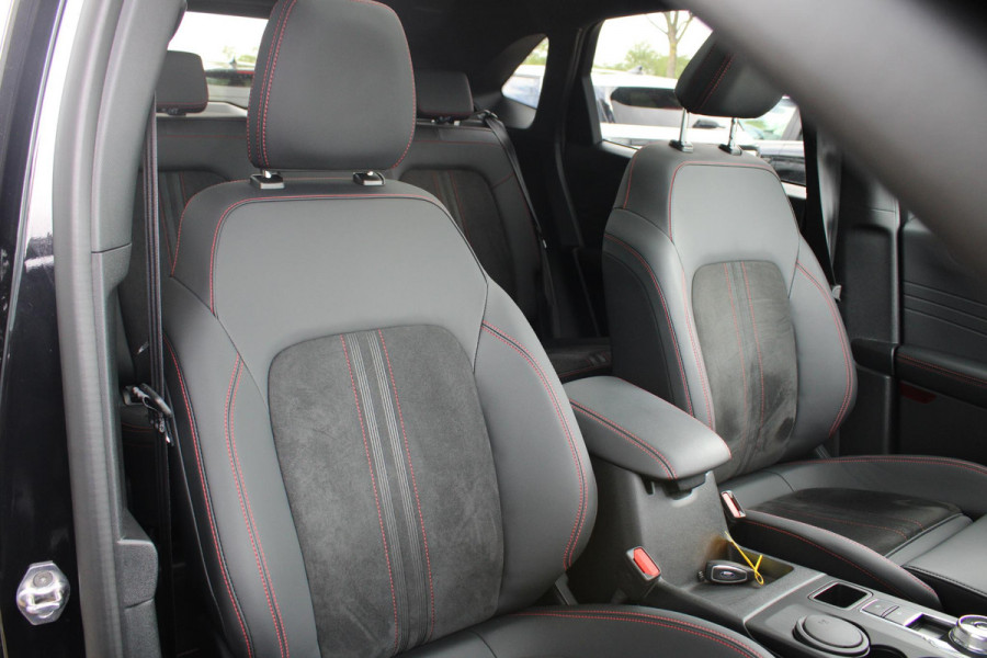 Ford Kuga 2.5 PHEV ST-Line X | Adaptive Cruise Control | AGR Stoelen | Stoel + Stuurverwarming | Panorama Dak | Camera | Navigatie |