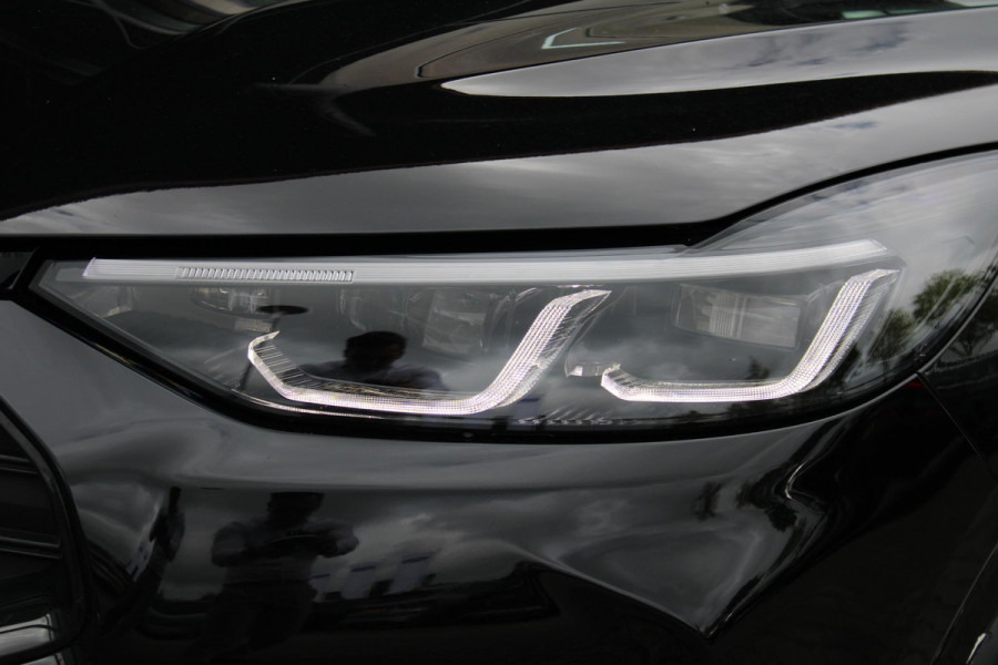 Ford Kuga 2.5 PHEV ST-Line X | Adaptive Cruise Control | AGR Stoelen | Stoel + Stuurverwarming | Panorama Dak | Camera | Navigatie |