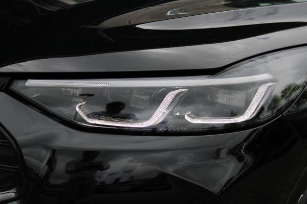 Ford Kuga 2.5 PHEV ST-Line X | Adaptive Cruise Control | AGR Stoelen | Stoel + Stuurverwarming | Panorama Dak | Camera | Navigatie |