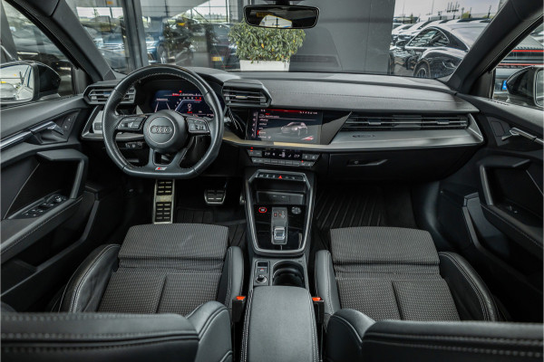 Audi S3 Sportback 2.0 TFSI quattro - Panorama | ACC | Achteruitrijcamera | Sfeerverlichting