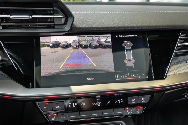 Audi S3 Sportback 2.0 TFSI quattro - Panorama | ACC | Achteruitrijcamera | Sfeerverlichting