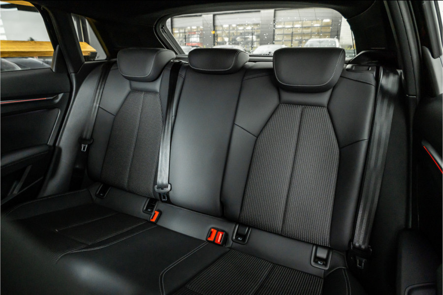 Audi S3 Sportback 2.0 TFSI quattro - Panorama | ACC | Achteruitrijcamera | Sfeerverlichting