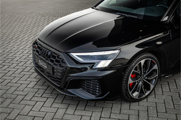Audi S3 Sportback 2.0 TFSI quattro - Panorama | ACC | Achteruitrijcamera | Sfeerverlichting