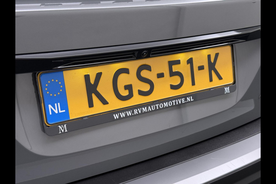 Peugeot 2008 1.2 Hybrid 136 Allure ADAPTIVE CRUISE CONTROL| ACHTERUITRIJCAMERA| APPLE CARPLAY/ ANDROID AUTO| DODE HOEK SENSOR | FABRIEKSGARANTIE TOT 2027 | RIJKLAAR PRIJS |