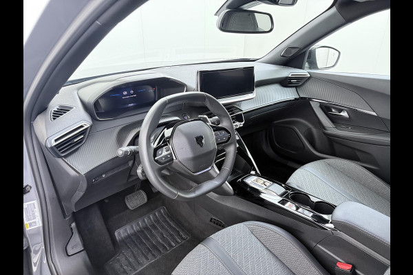 Peugeot 2008 1.2 Hybrid 136 Allure ADAPTIVE CRUISE CONTROL| ACHTERUITRIJCAMERA| APPLE CARPLAY/ ANDROID AUTO| DODE HOEK SENSOR | FABRIEKSGARANTIE TOT 2027 | RIJKLAAR PRIJS |