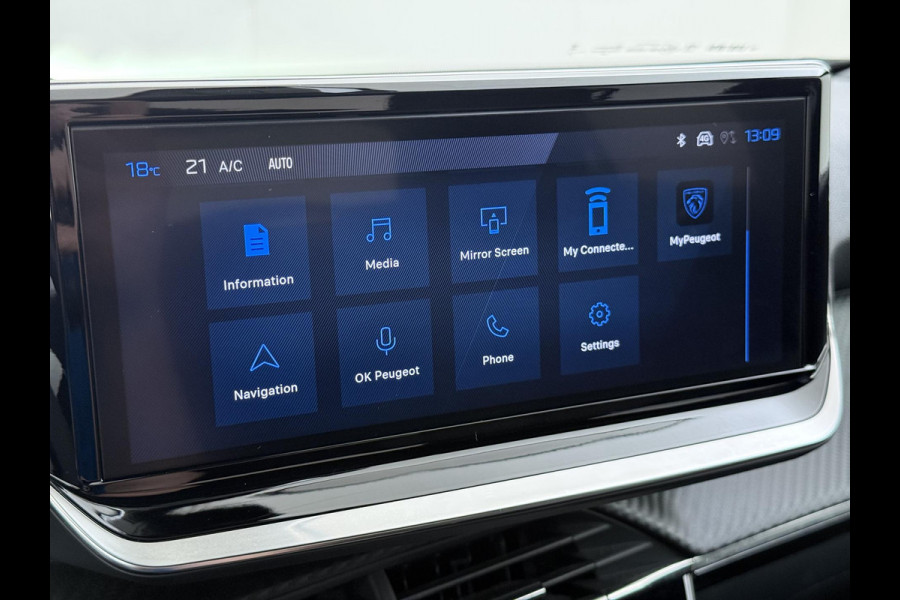 Peugeot 2008 1.2 Hybrid 136 Allure ADAPTIVE CRUISE CONTROL| ACHTERUITRIJCAMERA| APPLE CARPLAY/ ANDROID AUTO| DODE HOEK SENSOR | FABRIEKSGARANTIE TOT 2027 | RIJKLAAR PRIJS |