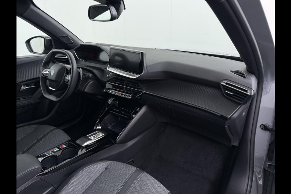 Peugeot 2008 1.2 Hybrid 136 Allure ADAPTIVE CRUISE CONTROL| ACHTERUITRIJCAMERA| APPLE CARPLAY/ ANDROID AUTO| DODE HOEK SENSOR | FABRIEKSGARANTIE TOT 2027 | RIJKLAAR PRIJS |