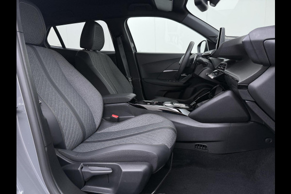 Peugeot 2008 1.2 Hybrid 136 Allure ADAPTIVE CRUISE CONTROL| ACHTERUITRIJCAMERA| APPLE CARPLAY/ ANDROID AUTO| DODE HOEK SENSOR | FABRIEKSGARANTIE TOT 2027 | RIJKLAAR PRIJS |