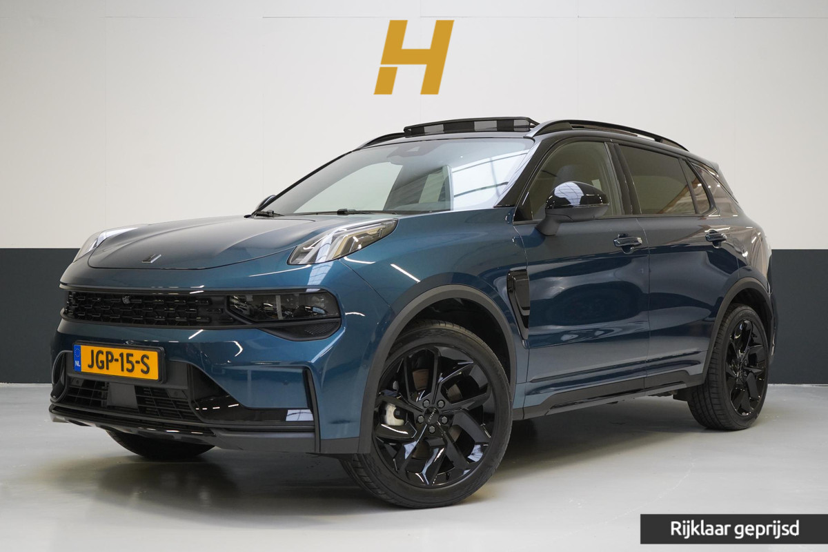Lynk & Co 01 1.5 | Zwart optiek | Panoramadak | Navigatie | Memory | Apple CarPlay