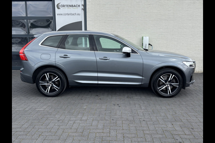 Volvo XC60 2.0 T5 R-Design | Adaptieve cruise | Zwenkbare trekhaak | Panoramadak | Bliss |