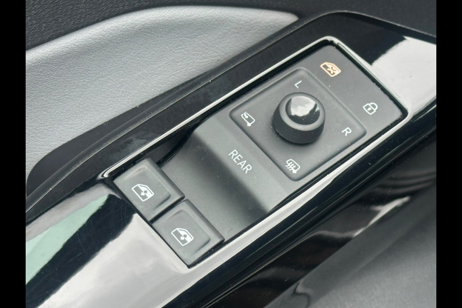 Volkswagen ID.3 First Plus 58 kWh SOH 89% |CAMERA|STOELVERW.