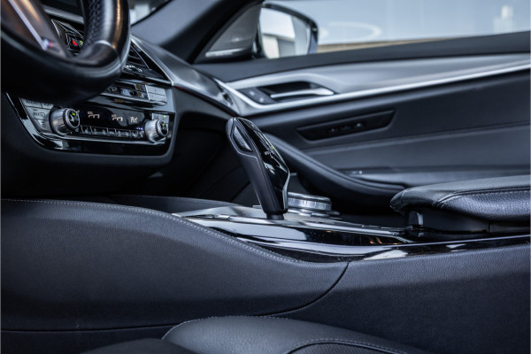 BMW 5 Serie 520i High Executive Edition - M Sport | H&K | Stoelkoeling | Memory | HUD