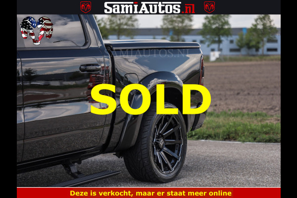 Dodge Ram HULK PACK LIMITED | 5.7 V8 | WIDE BODY | STRIPING | HUD | LUCHTVERING | OPEN UITLAAT KLEP | BOM VOL CREW CAB | DUBBELE CABINE | DC | 5 PERSOONS |