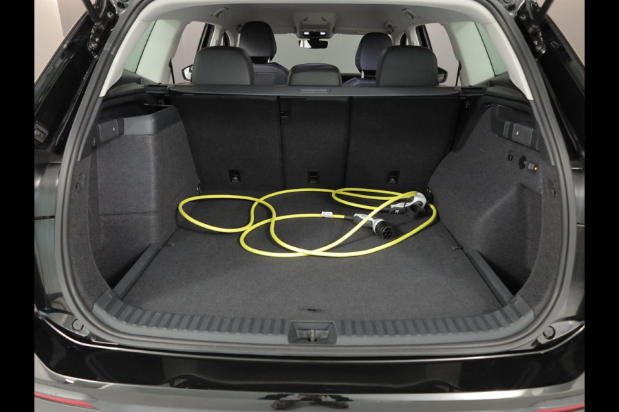 Volkswagen Tayron 1.5 eHybrid Life Edition 204PK PHEV | Verlengde garantie | Trekhaak wegklapbaar | Stoel- en stuurverwarming | 20" LM velgen |