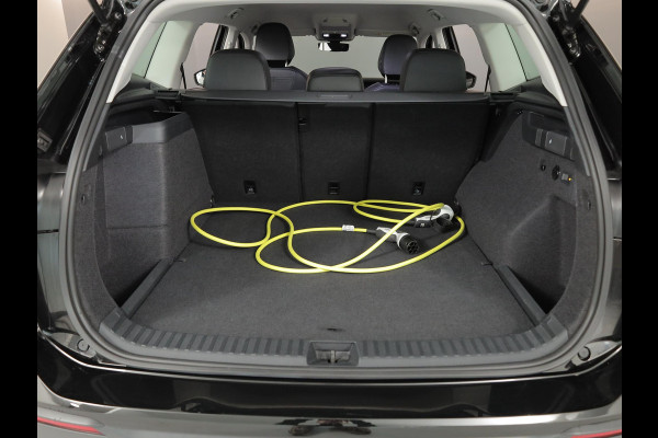 Volkswagen Tayron 1.5 eHybrid Life Edition 204PK PHEV | Verlengde garantie | Trekhaak wegklapbaar | Stoel- en stuurverwarming | 20" LM velgen |