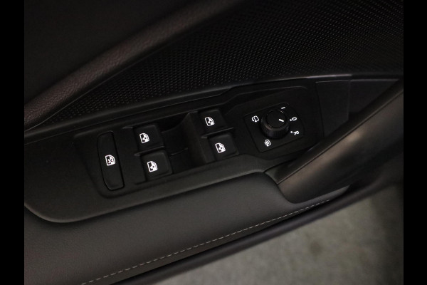 Volkswagen Tayron 1.5 eHybrid Life Edition 204PK PHEV | Verlengde garantie | Trekhaak wegklapbaar | Stoel- en stuurverwarming | 20" LM velgen |