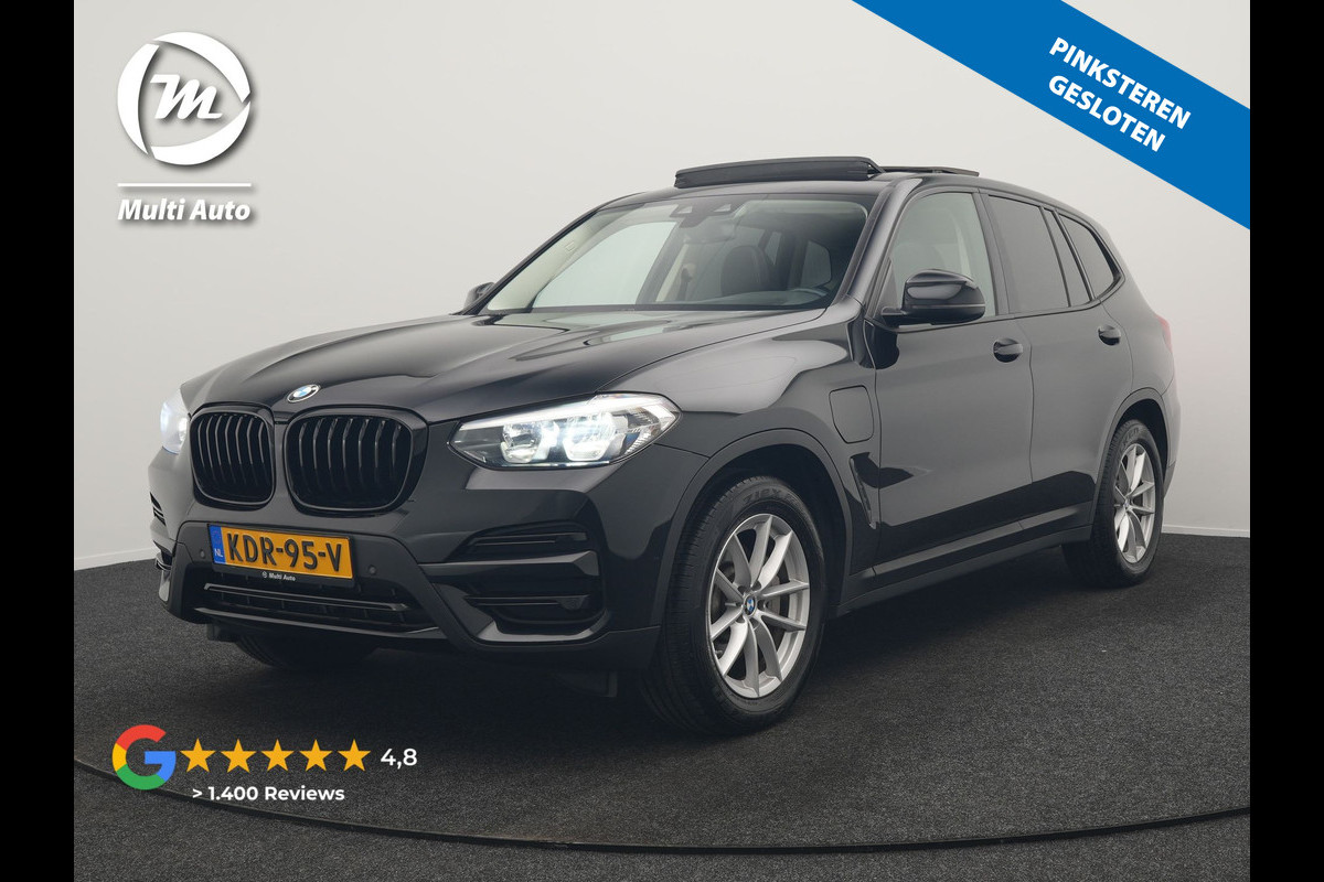 BMW X3 xDrive30e Sportline PHEV 293pk Dealer O.H | Trekhaak Af Fabriek | Panodak | Head Up | Sportstoelen Verwarmd | Sfeerverlichting | Keyless | Apple Carplay | LED Koplampen | Blis | Navigatie | DAB | Cruise Control | Plug In Hybrid |