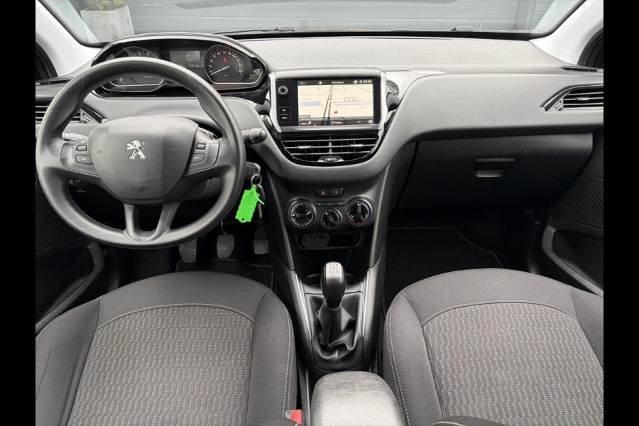 Peugeot 208 1.2 PureTech Blue Lion Dealer Onderhouden,Navi,Trekhaak,5 Deurs,Pdc,Airco,Cruise,D-riem vv in 2024,N.A.P,Apk tot 09-2026
