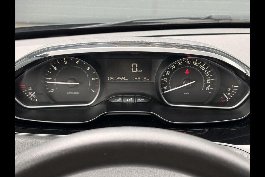 Peugeot 208 1.2 PureTech Blue Lion Dealer Onderhouden,Navi,Trekhaak,5 Deurs,Pdc,Airco,Cruise,D-riem vv in 2024,N.A.P,Apk tot 09-2026