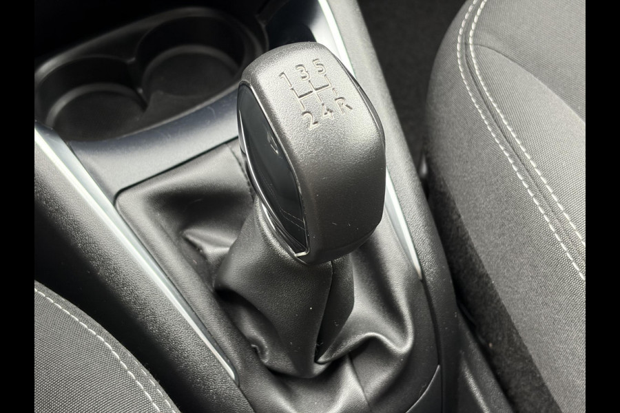 Peugeot 208 1.2 PureTech Blue Lion Dealer Onderhouden,Navi,Trekhaak,5 Deurs,Pdc,Airco,Cruise,D-riem vv in 2024,N.A.P,Apk tot 09-2026