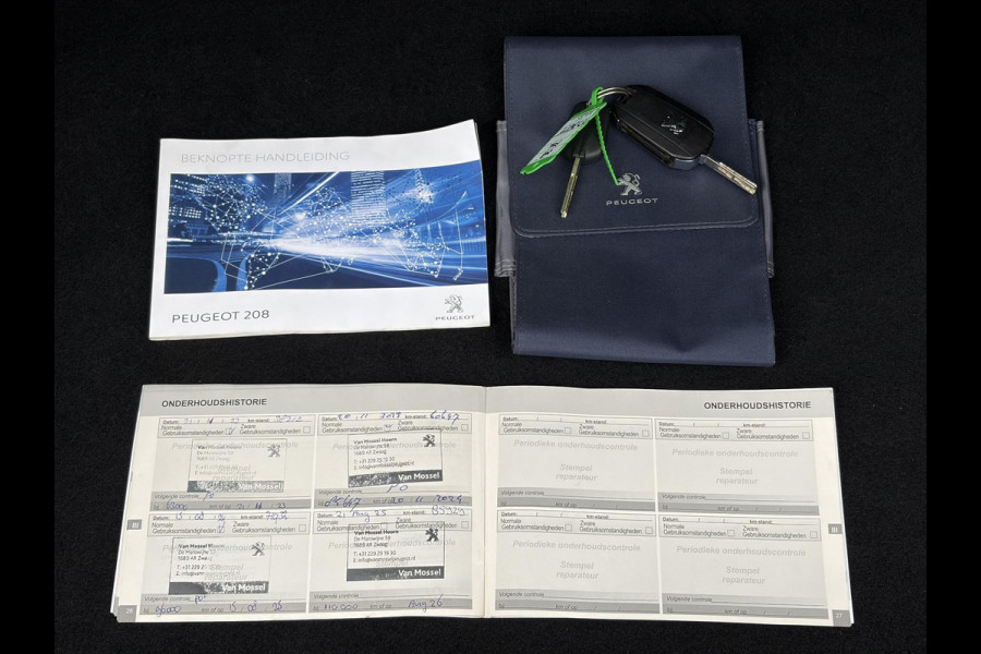 Peugeot 208 1.2 PureTech Blue Lion Dealer Onderhouden,Navi,Trekhaak,5 Deurs,Pdc,Airco,Cruise,D-riem vv in 2024,N.A.P,Apk tot 09-2026