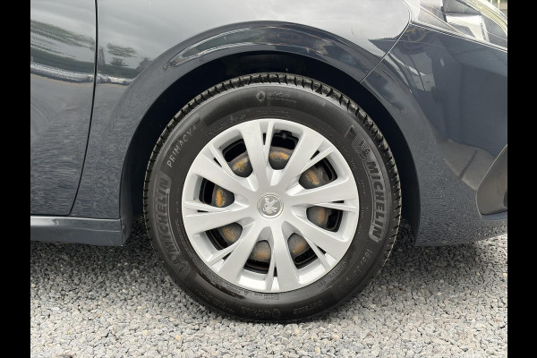 Peugeot 208 1.2 PureTech Blue Lion Dealer Onderhouden,Navi,Trekhaak,5 Deurs,Pdc,Airco,Cruise,D-riem vv in 2024,N.A.P,Apk tot 09-2026