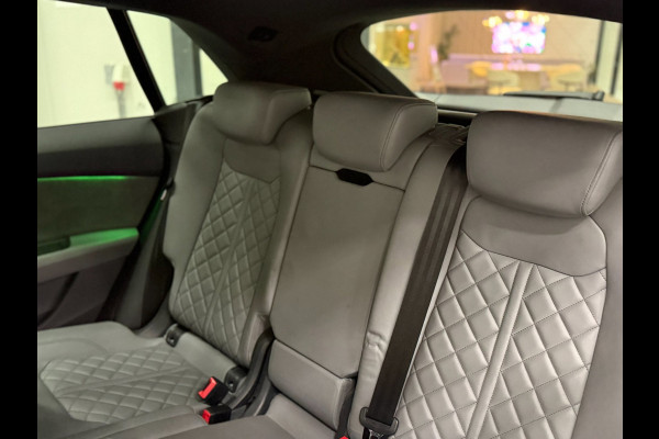 Audi SQ8 4.0 TFSI Quattro 510pk Audi Exclusive | Carbon | Night Vision | Head-Up Display | Trekhaak