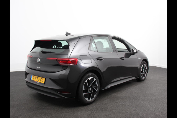 Volkswagen ID.3 Pro 58 kWh SOH 90% 18"Lichtmetalen Velgen Navigatie Parkeer sensoren Adaptive Cruise Control Climate Control