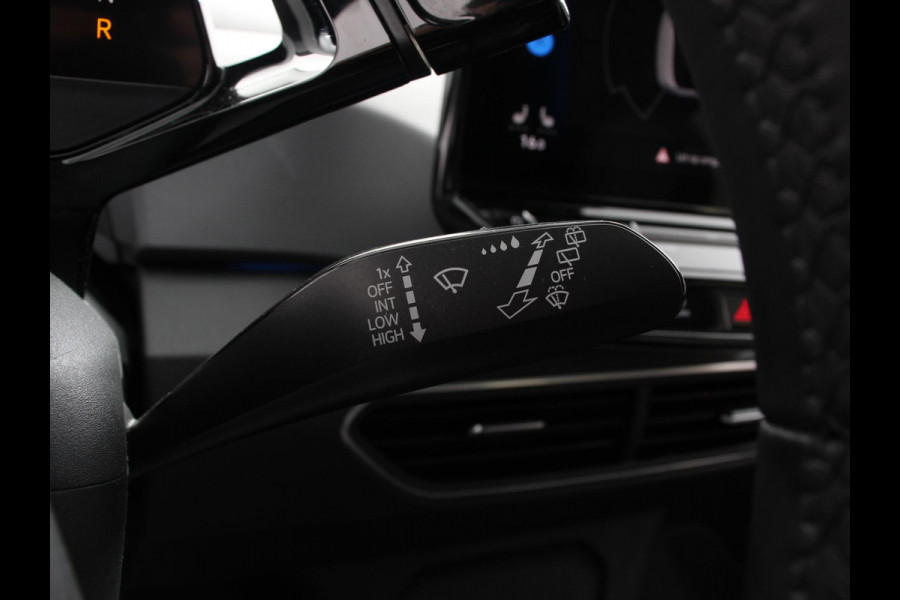 Volkswagen ID.3 Pro 58 kWh SOH 90% 18"Lichtmetalen Velgen Navigatie Parkeer sensoren Adaptive Cruise Control Climate Control