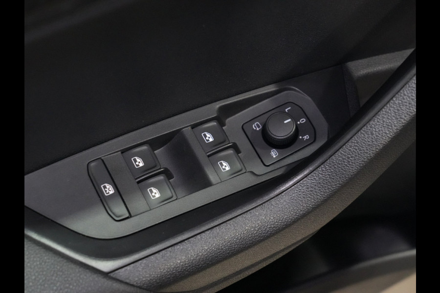 Škoda Karoq 1.5 TSI DSG ACT Sportline Business | Matrix-LED | Camera | Stoel/Stuurverw. | Navi