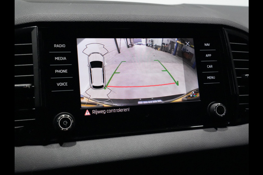 Škoda Karoq 1.5 TSI DSG ACT Sportline Business | Matrix-LED | Camera | Stoel/Stuurverw. | Navi