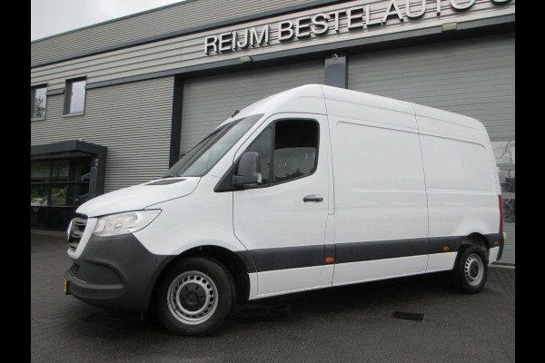 Mercedes-Benz Sprinter 215 CDI L2H2 Airco, Camera, Navigatie ,Trekhaak ,3-Zits.