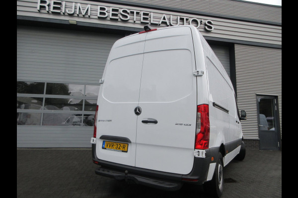 Mercedes-Benz Sprinter 215 CDI L2H2 Airco, Camera, Navigatie ,Trekhaak ,3-Zits.