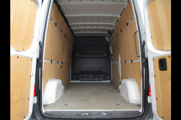 Mercedes-Benz Sprinter 215 CDI L2H2 Airco, Camera, Navigatie ,Trekhaak ,3-Zits.